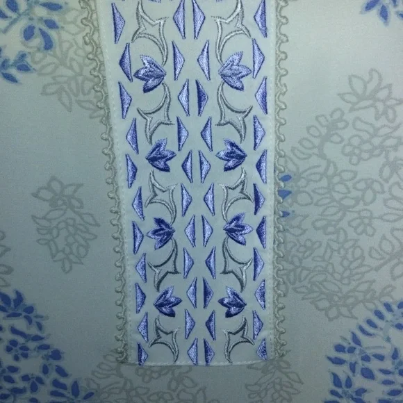 NWOT Belle by Kim Gravel Boho Top Size M - Picture 5 of 10